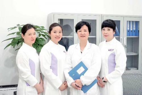 團(tuán)隊(duì)照 (4)